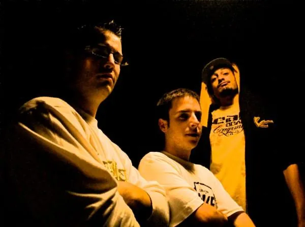 2 y Yassta: El Destroyer, DJ Zas y Tauro Rex.
